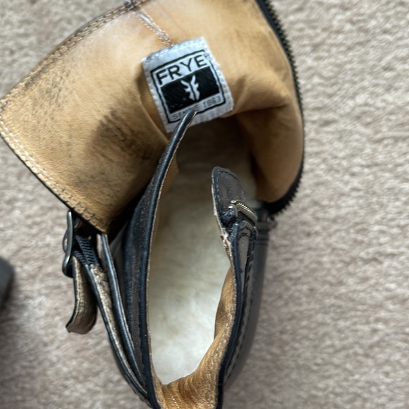 ❤️Gorgeous❤️ The perfect Frye heeled bootie!  Black leather size 8.5 - Picture 12 of 15